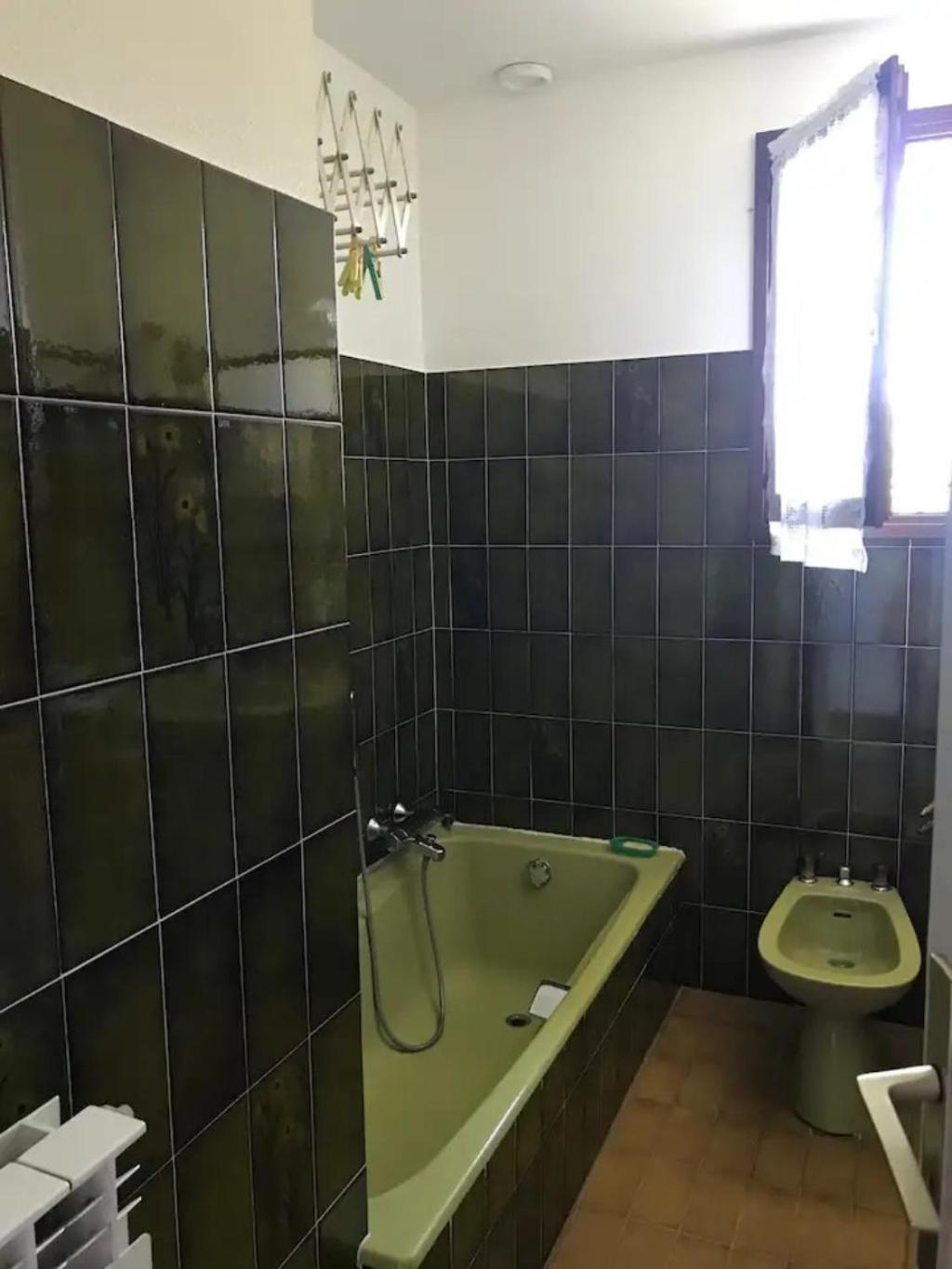 Comme Chez Mamie, Maison Entiere 1-6 Personnes Alby-sur-Cheran Buitenkant foto