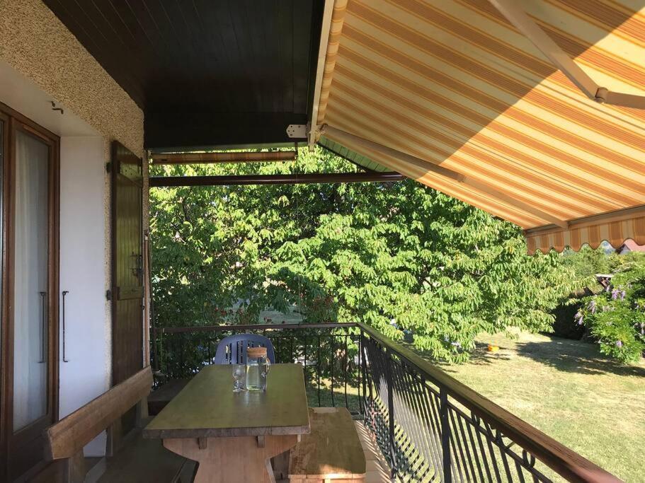 Comme Chez Mamie, Maison Entiere 1-6 Personnes Alby-sur-Cheran Buitenkant foto