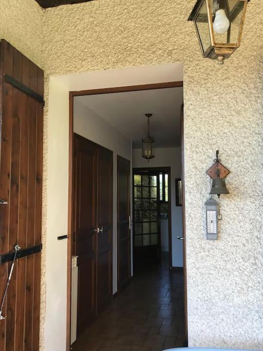 Comme Chez Mamie, Maison Entiere 1-6 Personnes Alby-sur-Cheran Buitenkant foto