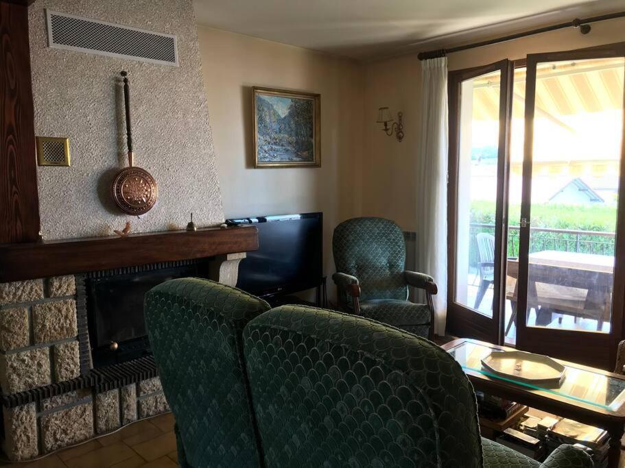 Comme Chez Mamie, Maison Entiere 1-6 Personnes Alby-sur-Cheran Buitenkant foto